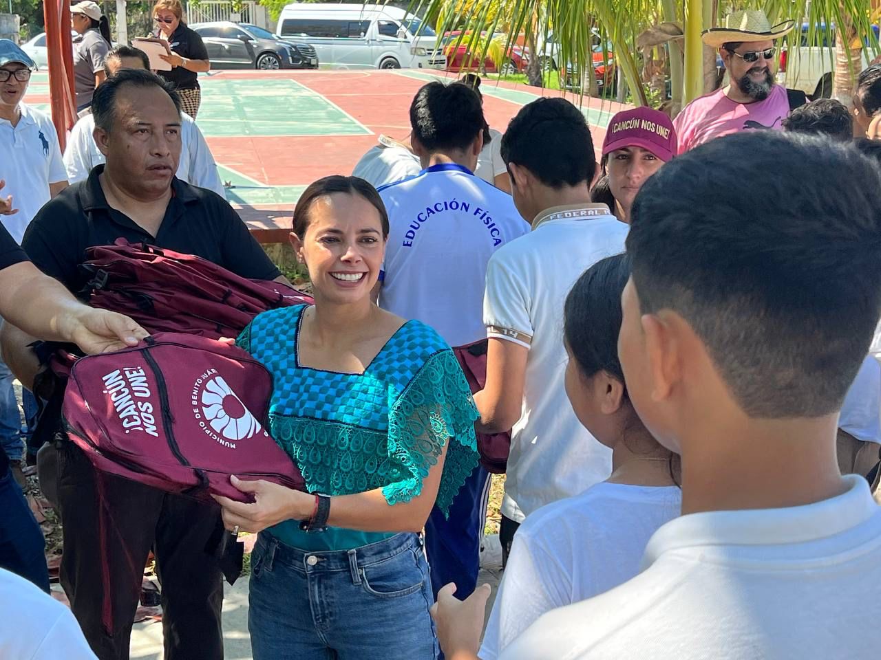 uploads/6/32/01 (381).Jpeg